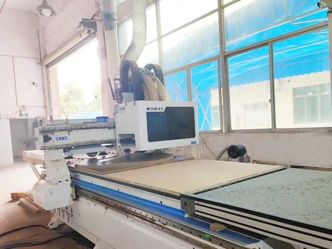 森旺家具-生產(chǎn)設(shè)備 森旺家具-生產(chǎn)設(shè)備